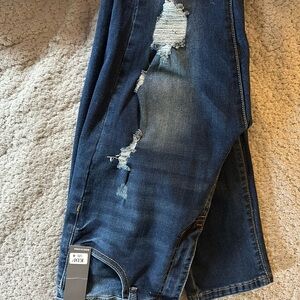 Women’s Distressed Straight Leg Jeans in Dark Blue